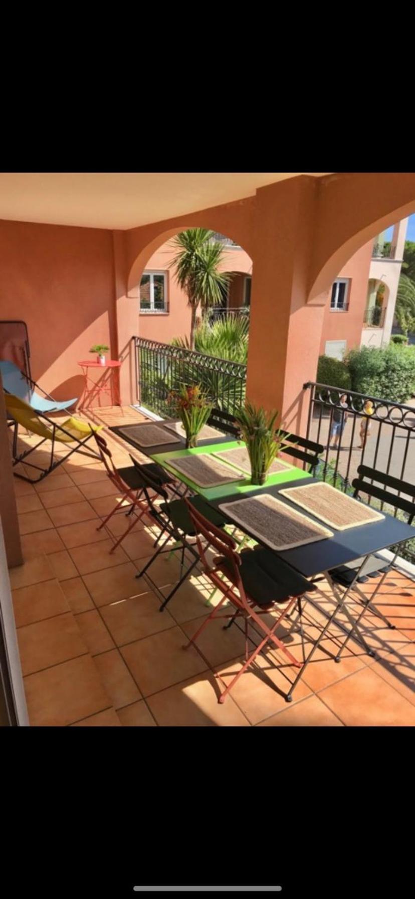 Residence 4 Etoiles Port Marine Sainte-Maxime Kültér fotó